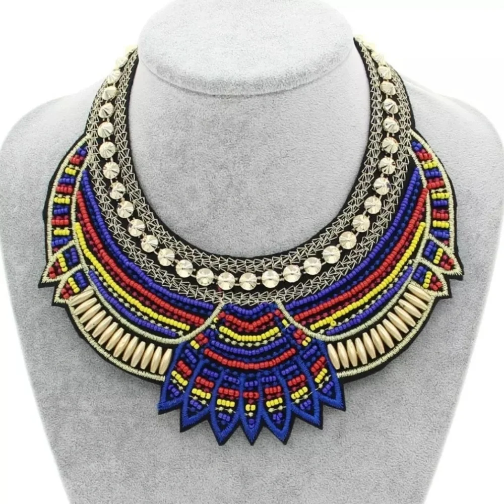 Zhara| bib necklace